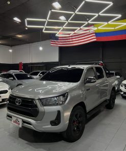 TOYOTA HILUX SRV