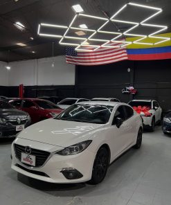MAZDA 3 TOURING