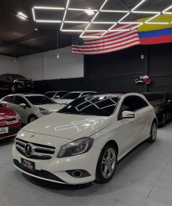 MERCEDES BENZ A200